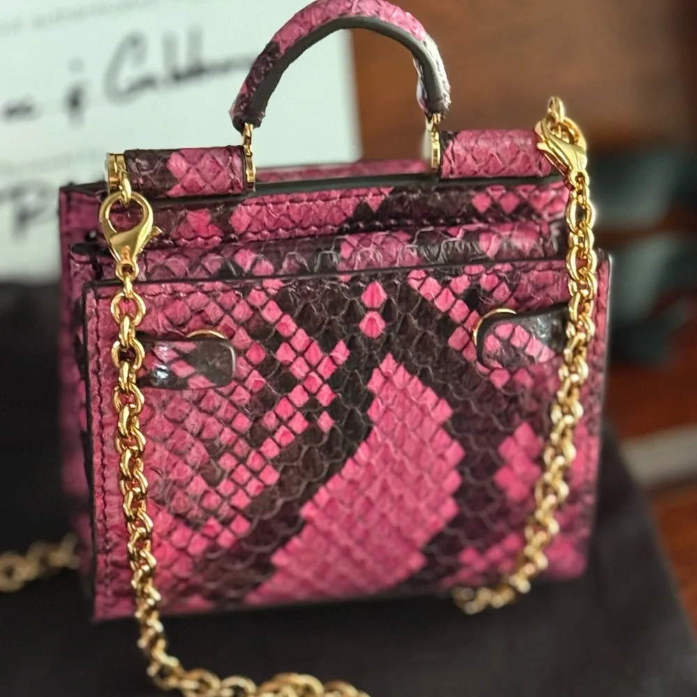 Luxury Designer Bags, Jewelry and Shoes show! - Picture 12 of 15